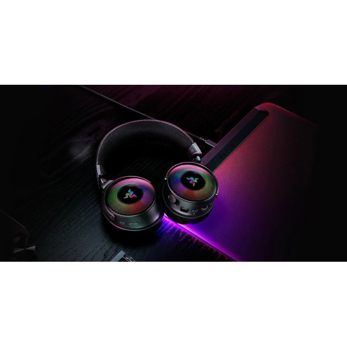 Аксесуари для консолей та ПК: Ігрова гарнітура Razer Kraken V4 Pro, чорна від Razer у магазині GameBuy, номер фото: 3