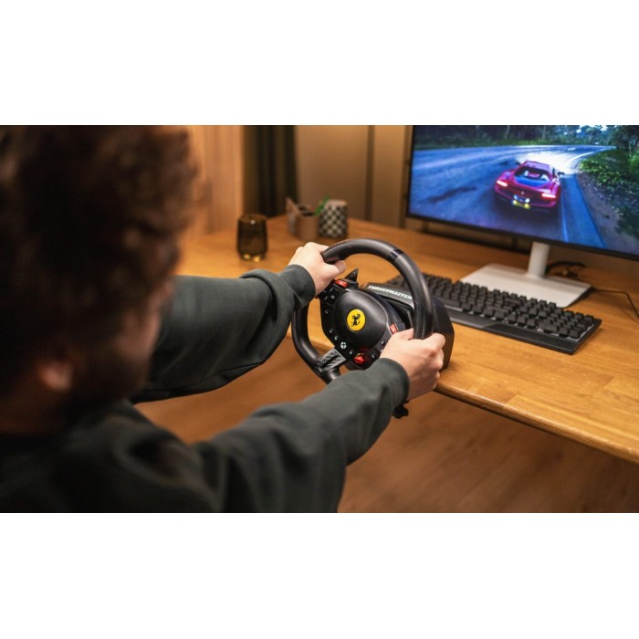 Аксессуары для консолей и ПК: Руль Thrustmaster T98 Ferrari 296 GTS для ПК/Xbox One/Xbox Series X|S (чёрный) от Thrustmaster в магазине GameBuy, номер фото: 2