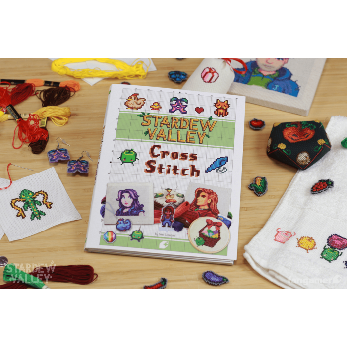 Гайды, Комиксы и другие книги: Stardew Valley Cross Stitch Guide от Fangamer в магазине GameBuy, номер фото: 1