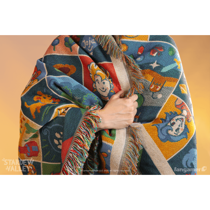 Аксессуары: Плед Stardew Valley (Farmhouse Patchwork Throw Blanket) от Fangamer в магазине GameBuy, номер фото: 4