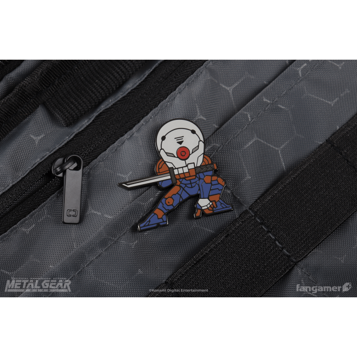 Аксесуари: Пін Metal Gear Solid (Cyborg Ninja Pin) від Fangamer у магазині GameBuy, номер фото: 3
