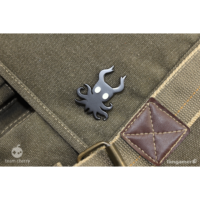 Аксесуари: Пін Hollow Knight (Shade Pin) від Fangamer у магазині GameBuy, номер фото: 1