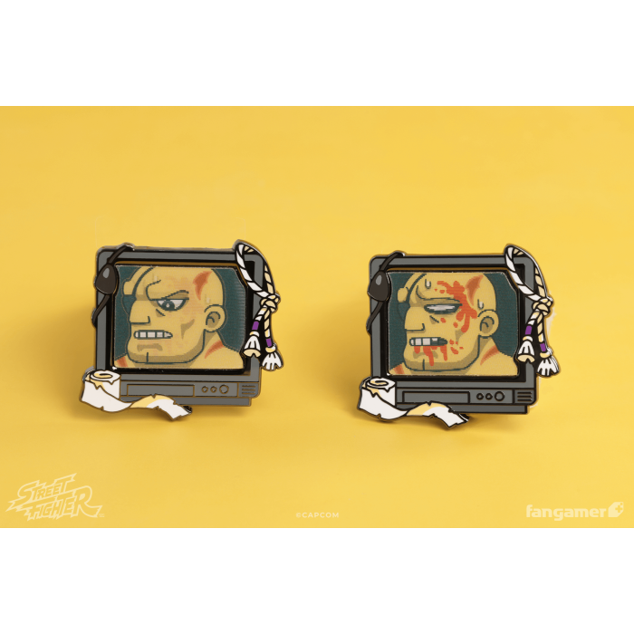 Аксессуары: Пин Street Fighter (Street Fighter Buddies Lenticular Pin: Sagat) от Fangamer в магазине GameBuy, номер фото: 2