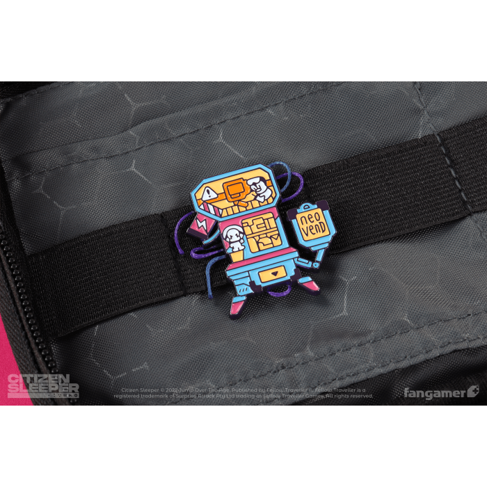 Аксесуари: Пін Citizen Sleeper (Neovend Pin) від Fangamer у магазині GameBuy, номер фото: 3