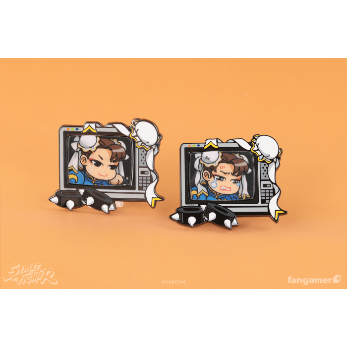Аксесуари: Пін Street Fighter (Street Fighter Buddies Lenticular Pin: Chun-Li) від Fangamer у магазині GameBuy, номер фото: 2