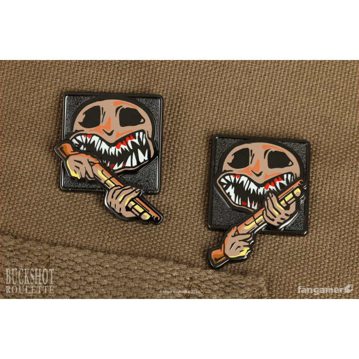 Аксессуары: Пин Buckshot Roulette (The Dealer Pin) от Fangamer в магазине GameBuy, номер фото: 4