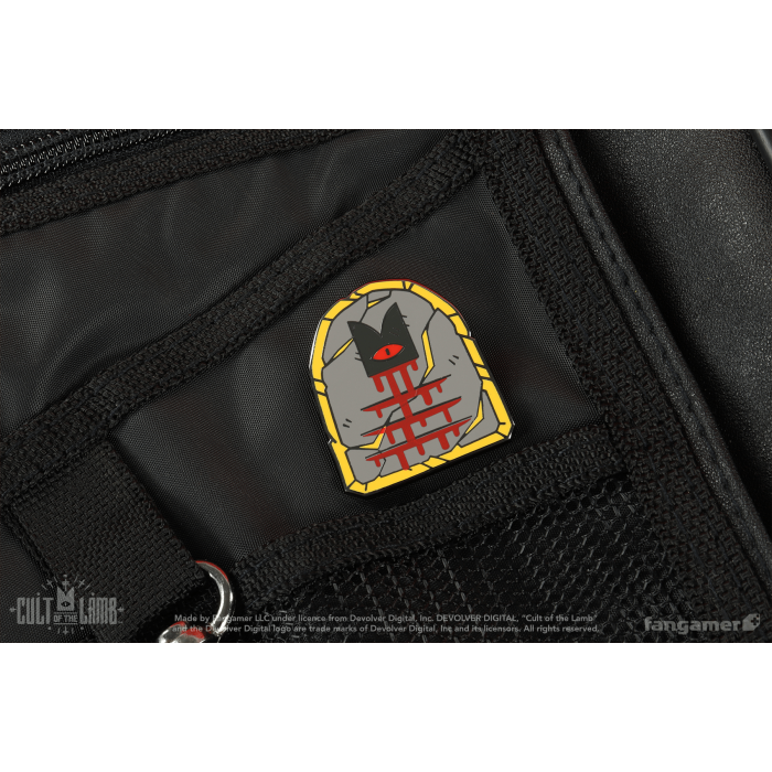 Аксесуари: Пін Cult of the Lamb (Commandment Stone Pin) від Fangamer у магазині GameBuy, номер фото: 3