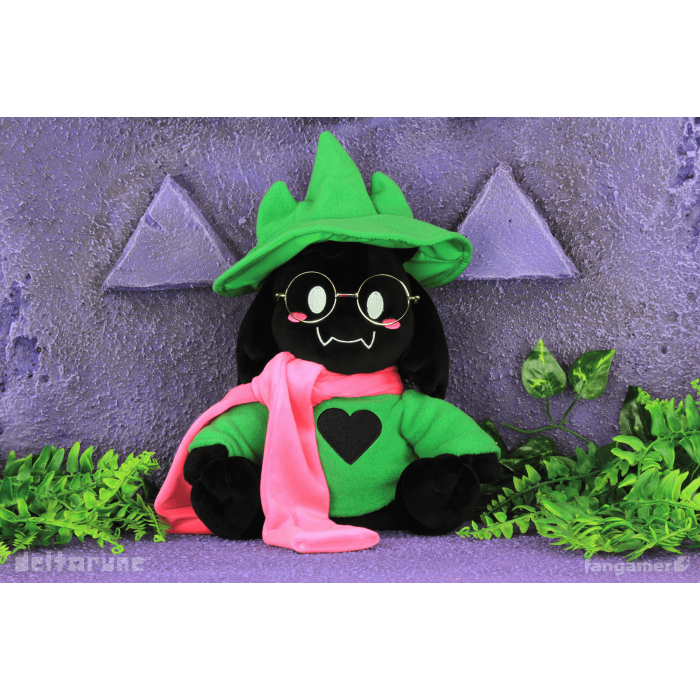 М'які та Плюшеві Іграшки: Плюшева м'яка іграшка DELTARUNE (Hat Ralsei Plush) від Fangamer у магазині GameBuy, номер фото: 3