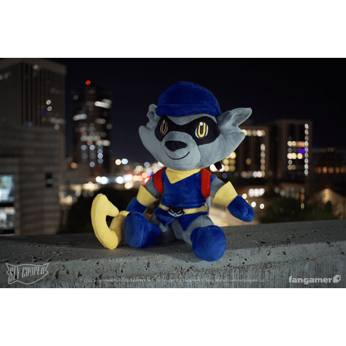 Мягкие и Плюшевые Игрушки: Плюшевая мягкая игрушка Sly Cooper (Sly Cooper 20th Anniversary Plush) от Fangamer в магазине GameBuy, номер фото: 1