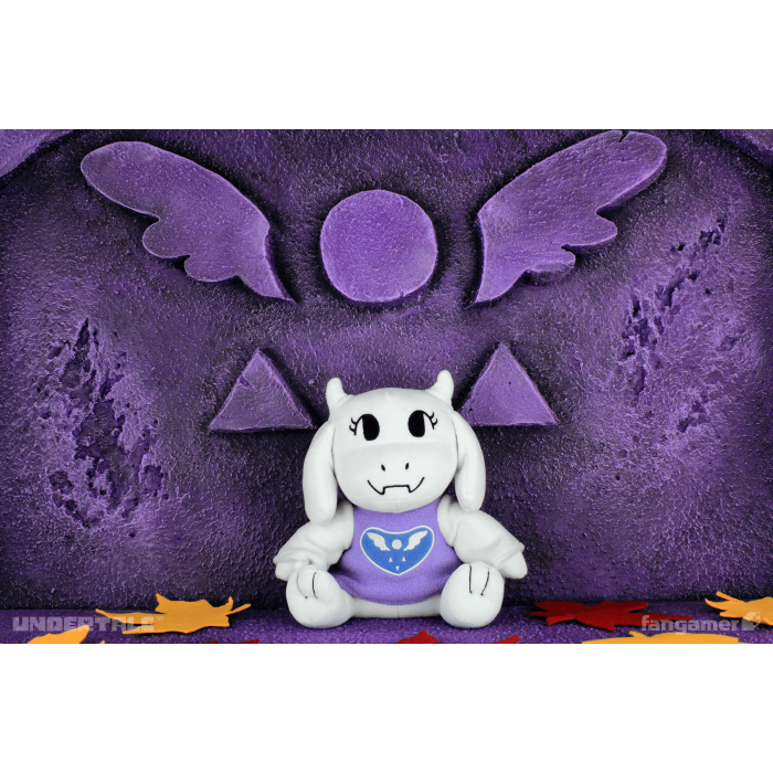 М'які та Плюшеві Іграшки: Плюшева м'яка іграшка UNDERTALE (Toriel Plush) від Fangamer у магазині GameBuy, номер фото: 3