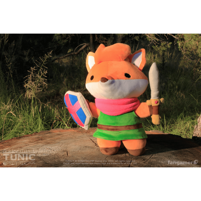 Мягкие и Плюшевые Игрушки: Плюшевая мягкая игрушка TUNIC (Huggable Fox Plush) от Fangamer в магазине GameBuy, номер фото: 3