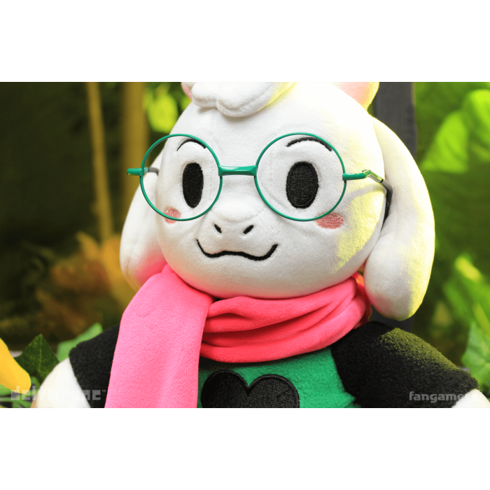 М'які та Плюшеві Іграшки: Плюшева м'яка іграшка DELTARUNE (No Hat Ralsei Plush) від Fangamer у магазині GameBuy, номер фото: 3