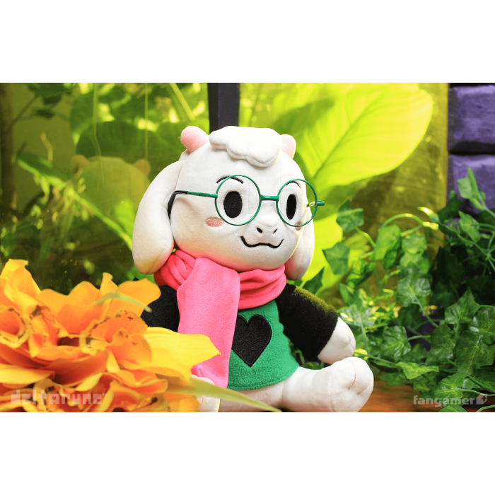 М'які та Плюшеві Іграшки: Плюшева м'яка іграшка DELTARUNE (No Hat Ralsei Plush) від Fangamer у магазині GameBuy, номер фото: 4