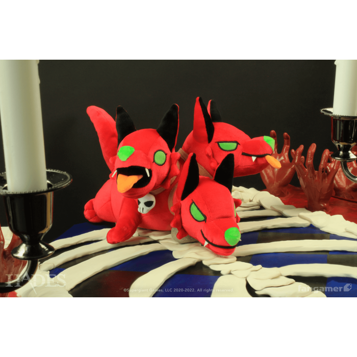 Мягкие и Плюшевые Игрушки: Плюшевая мягкая игрушка Hades (Cerberus Plush) от Fangamer в магазине GameBuy, номер фото: 3