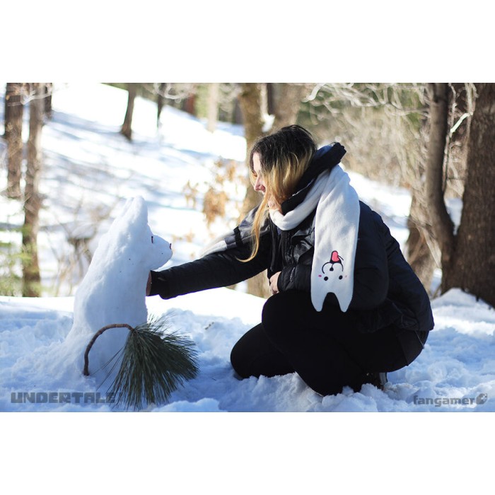 Аксессуары: Шарф UNDERTALE (Lesser Dog Scarf) от Fangamer в магазине GameBuy, номер фото: 4